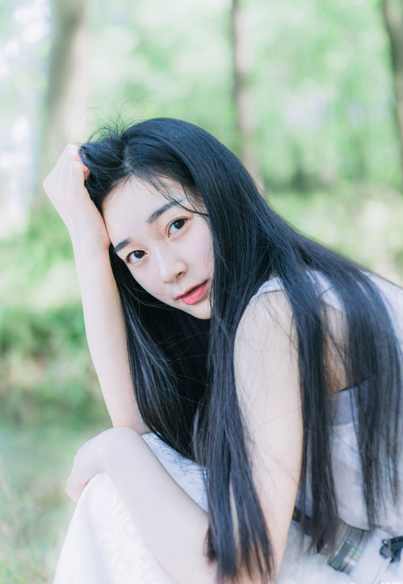 不要抱怨自己所处的环境，如果改变不了环境，那么就改变自己的心态。